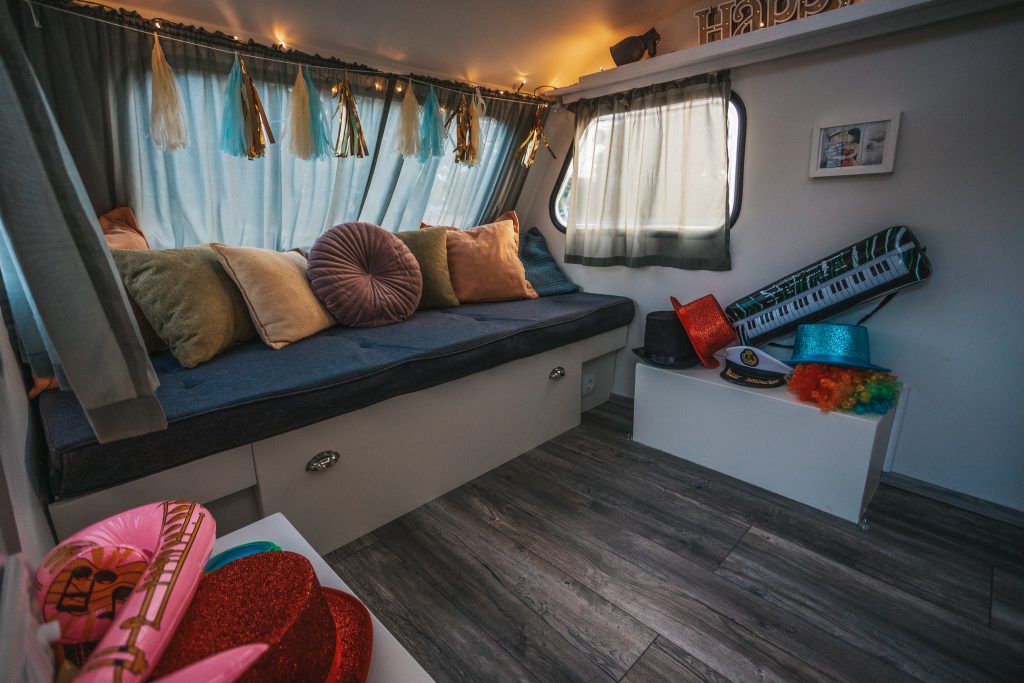 inside pixy photobooth